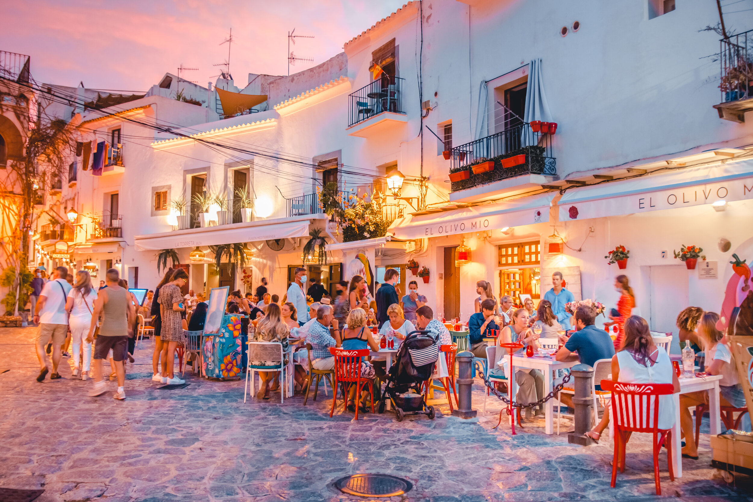 Gedekte tafel bij El Olivo Mio in Dalt Vila