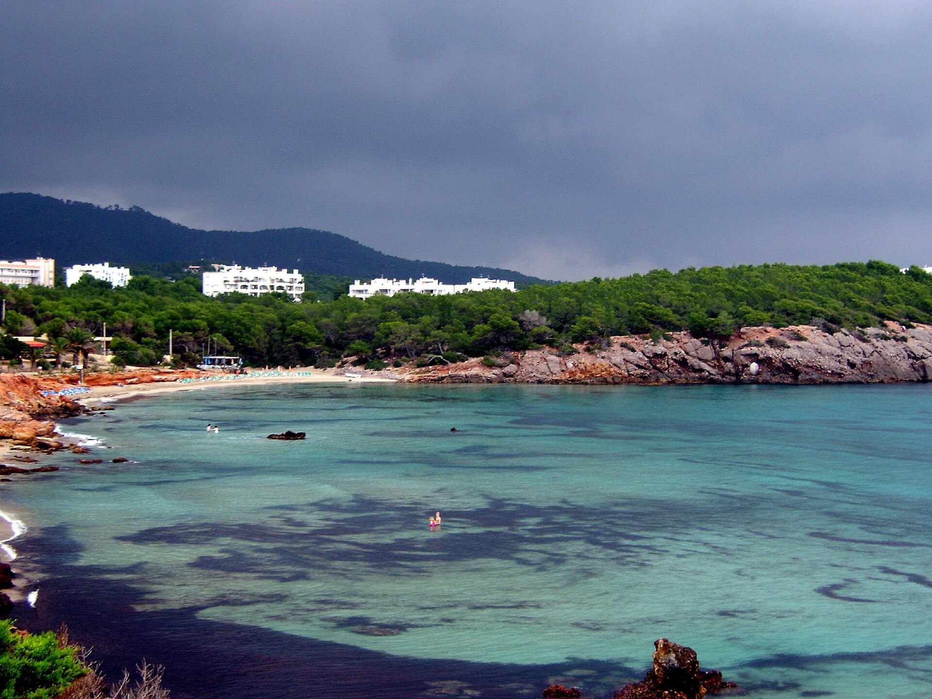 Cala Nova baai bij Es Canar