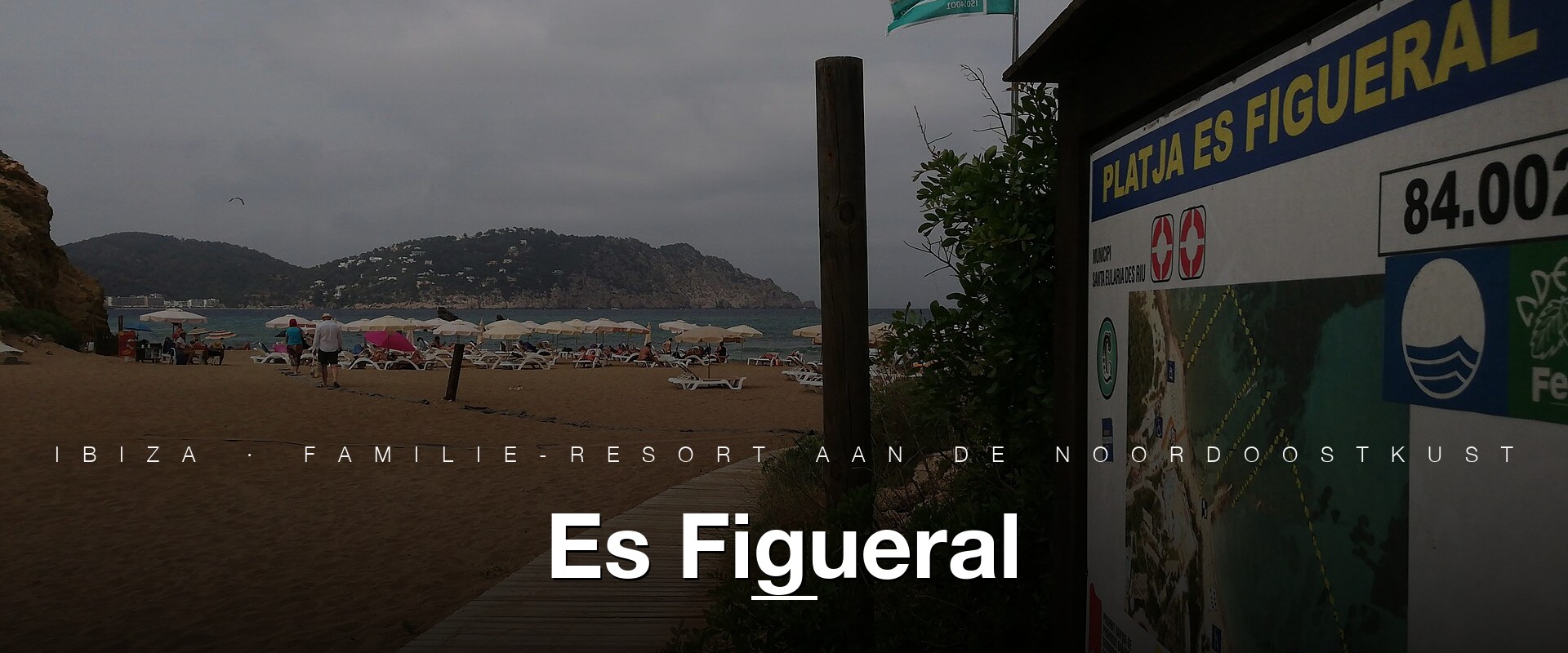 Strand van Es Figueral, noordoostkust Ibiza