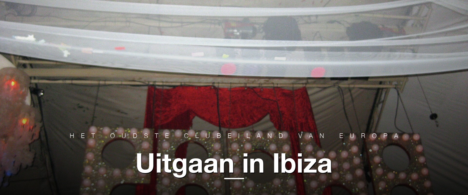 PACHA-letters in lampjes, iconisch Ibiza-clubsymbool