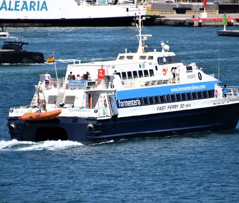 Veerboot tussen Ibiza en Formentera
