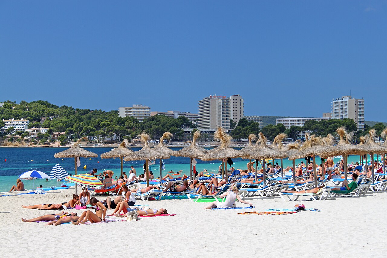 BCM Planet Dance Mallorca: de grote club van Magaluf 2 BCM staat aan de rand van Magaluf.