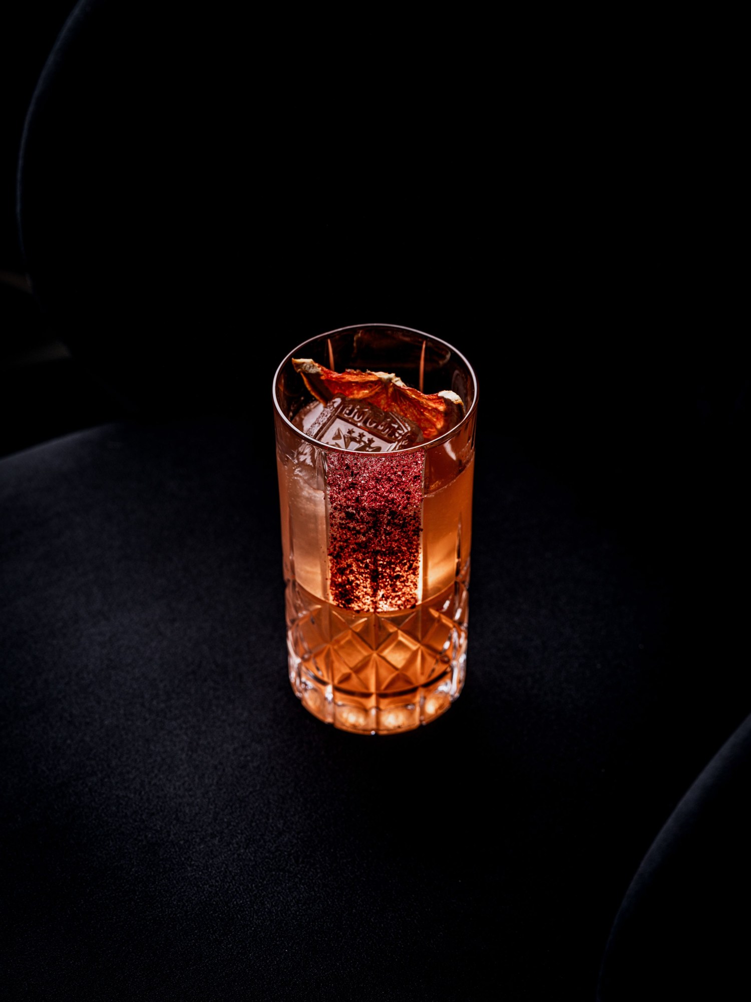 Een cocktail in de glamoureuze setting aan de jachthaven.