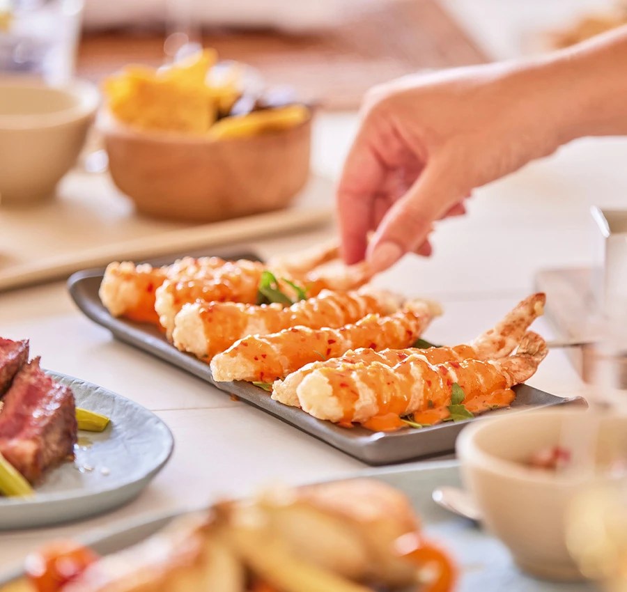 Purobeach Palma: chique zonsondergangs-beach club bij Cala Estància 3 De keuken aan zee, met onder meer sushi en mediterrane gerechten.