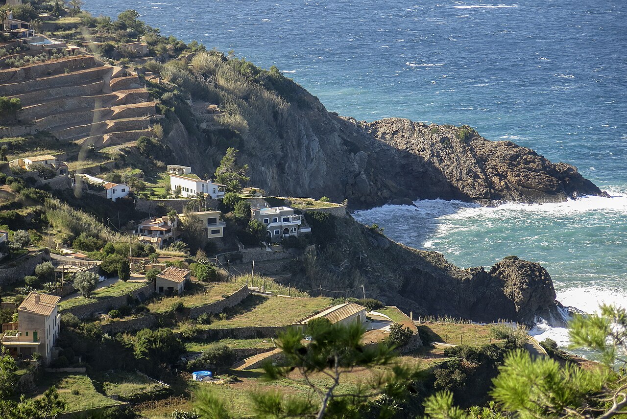 Zonsondergang op Mallorca: waar, hoe laat en hoe je er komt 8 De terrassen van Banyalbufar aan de westkust van Mallorca