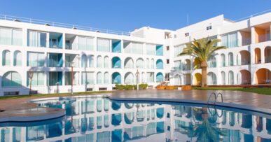 Ébano Hotel: appartementen in Playa d’en Bossa 12 Ébano Hotel Apartments & Spa op Ibiza