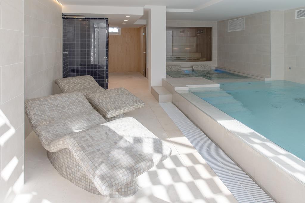 Ébano Hotel: appartementen in Playa d’en Bossa 5 Ébano Hotel Apartments & Spa op Ibiza