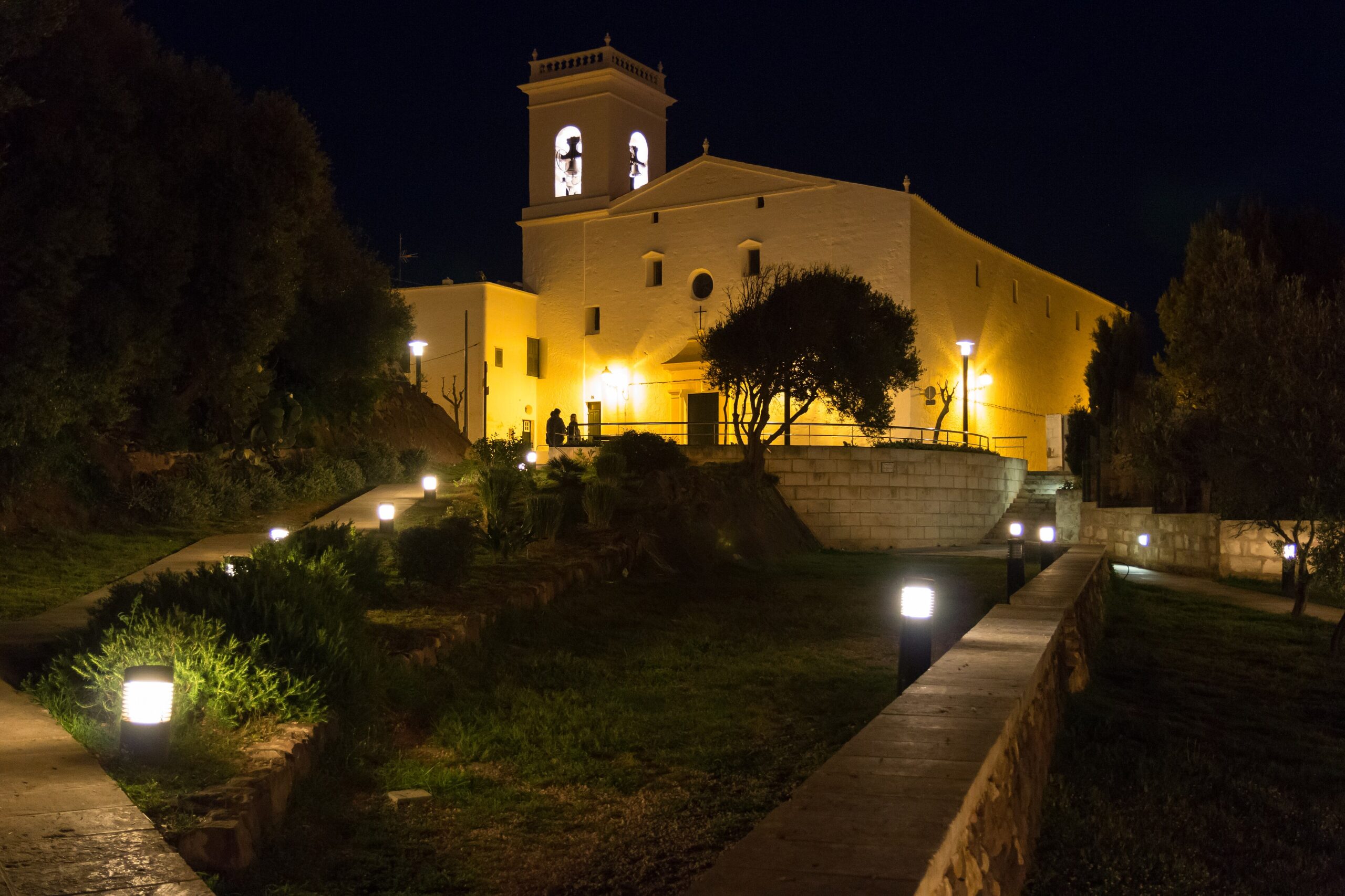 Es Mercadal Menorca: centraal dorp aan de voet van Monte Toro 5 Es Mercadal Menorca, foto 4