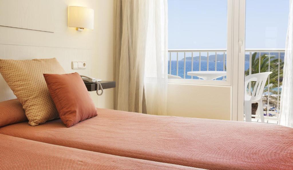 Grupotel Imperio Playa op Ibiza