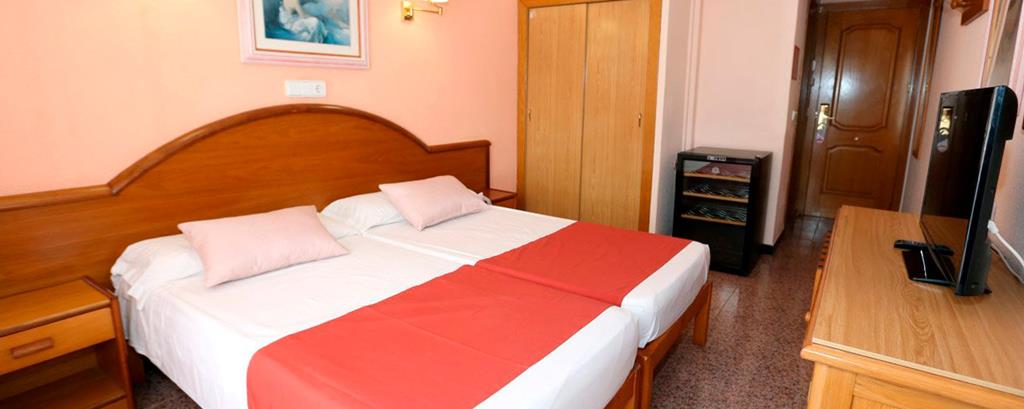 Hotel Manaus: kleinschalig in El Arenal 2 Manaus op Mallorca