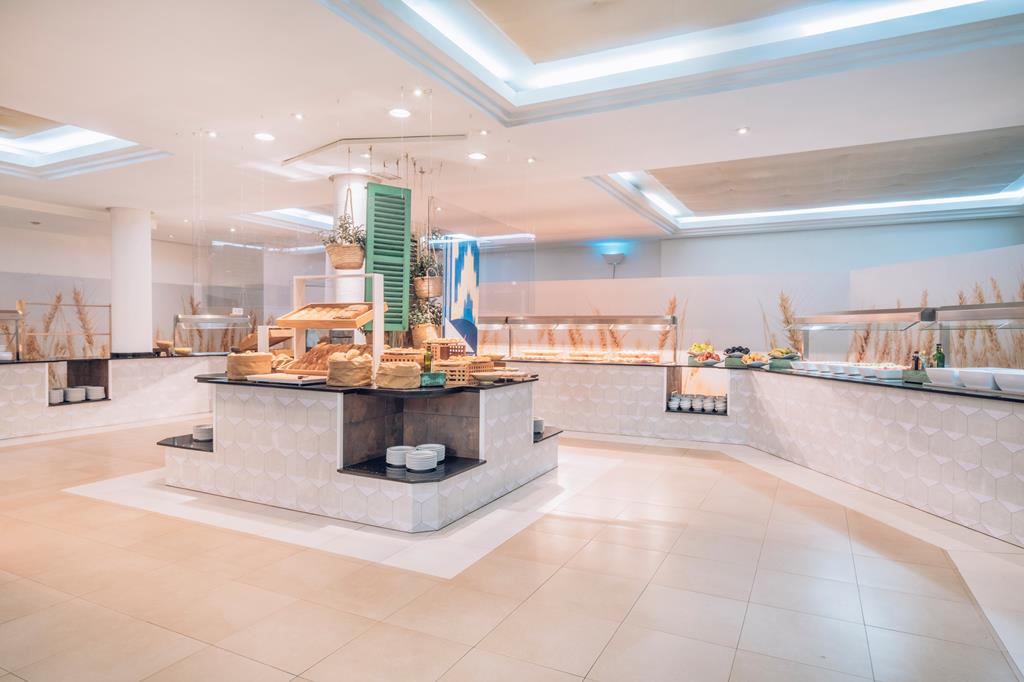 Club Cala Barca: tien zwembaden bij Porto Petro 5 Iberostar Waves Club Cala Barca op Mallorca