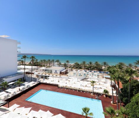 Iberostar Waves Bahia de Palma op Mallorca