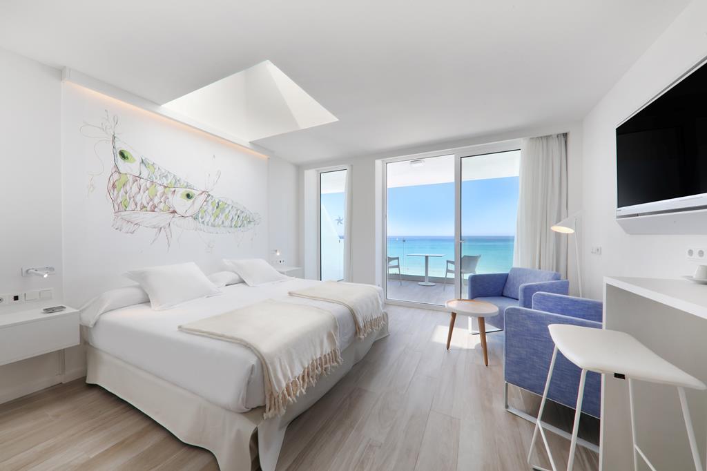 Iberostar Bahia de Palma: adults only aan zee 2 Iberostar Waves Bahia de Palma op Mallorca