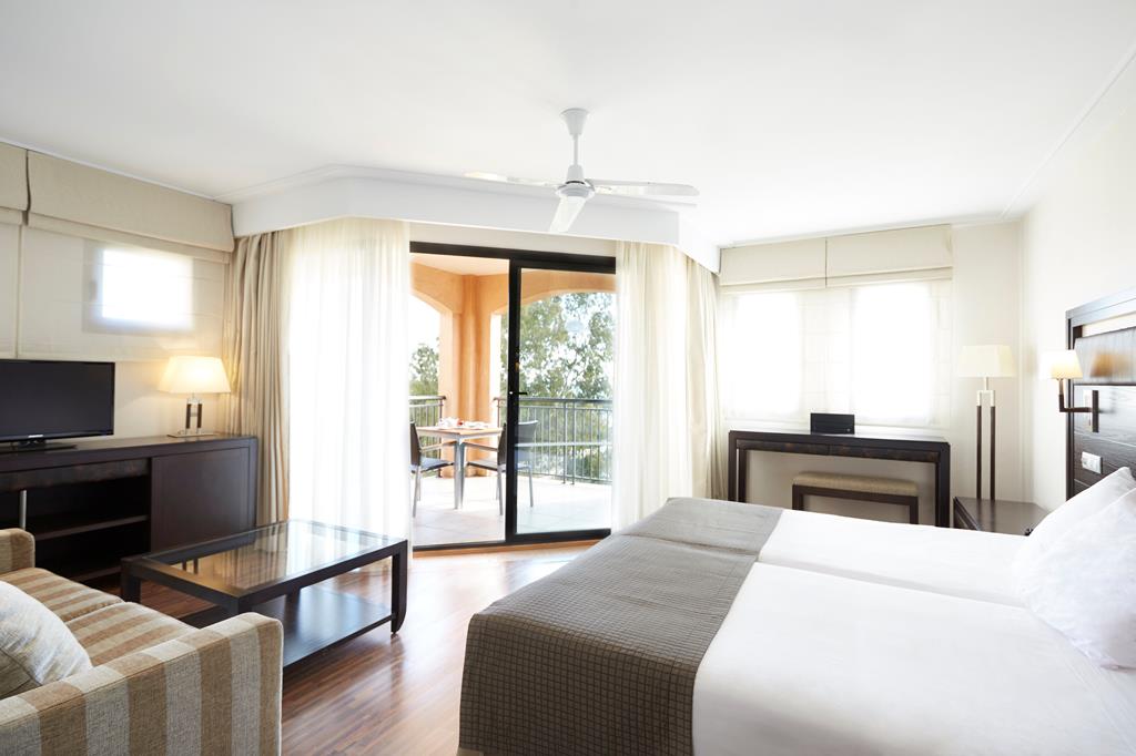Insotel Fenicia Prestige: luxe met spa 3 Insotel Fenicia Prestige Suites & Spa op Ibiza