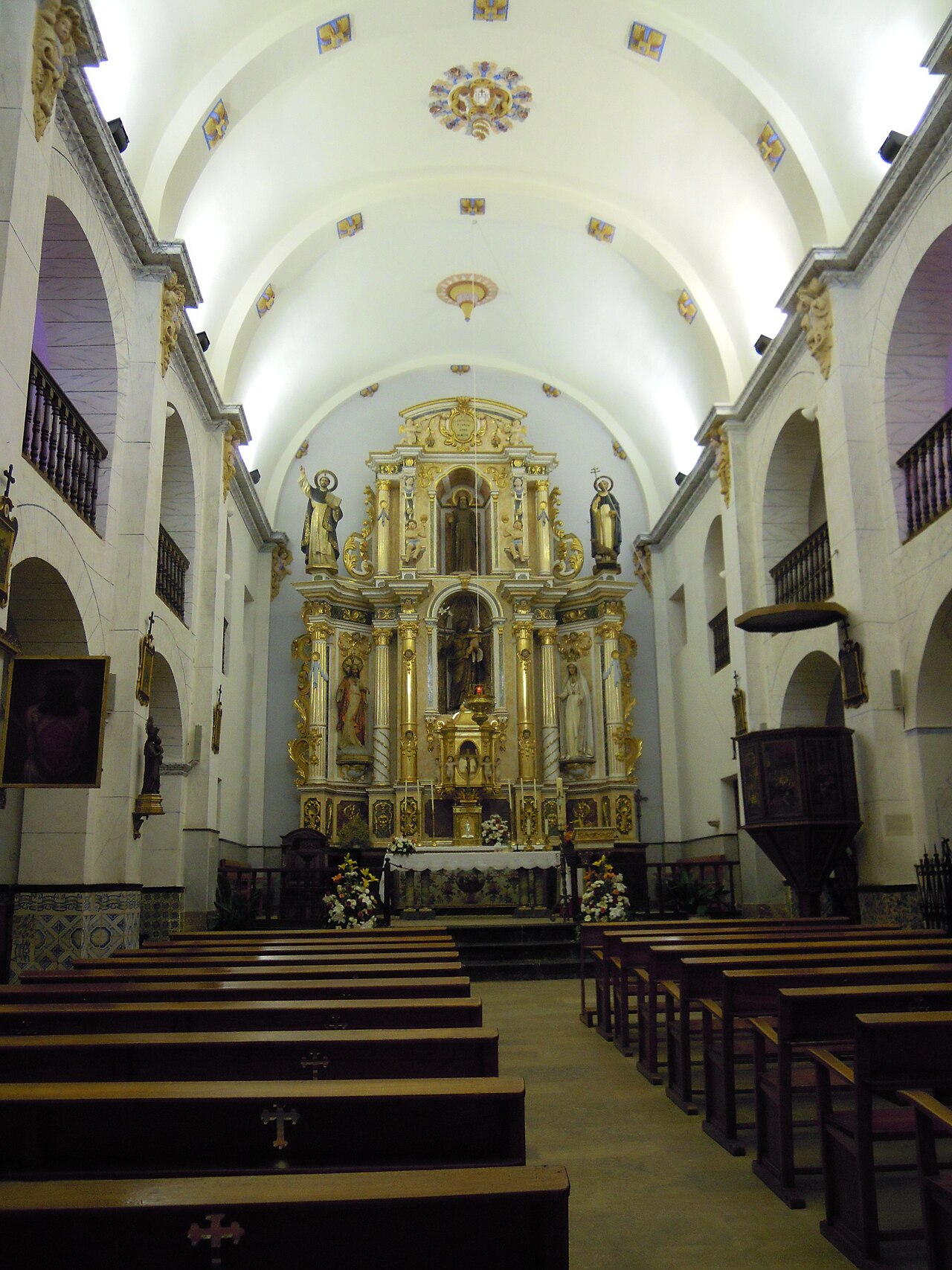 Het interieur van de kerk van Sant Josep op Ibiza