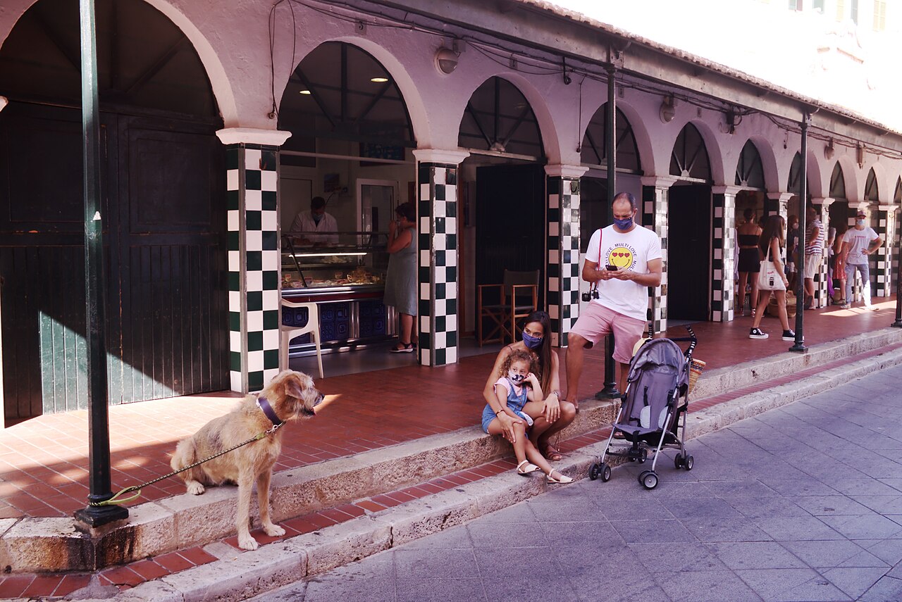 De arcade van de markthal van Ciutadella