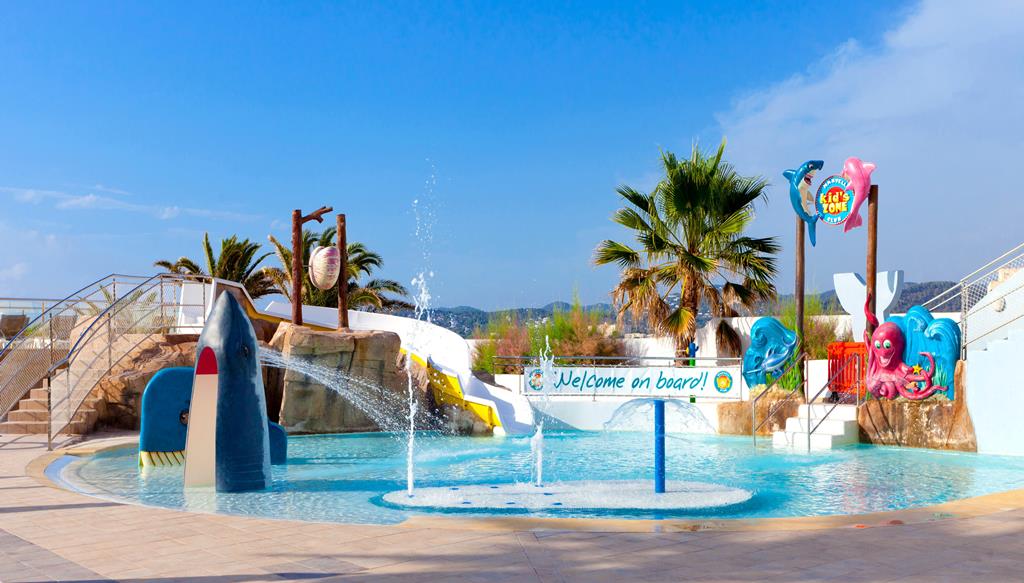 Marvell Club: splashpark in Sant Antoni 4 Marvell Club Hotel & Apartments op Ibiza