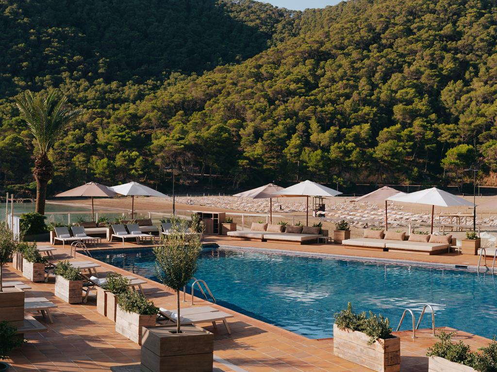 Mondrian Ibiza: designhotel boven Cala Llonga 5 Mondrian Ibiza op Ibiza
