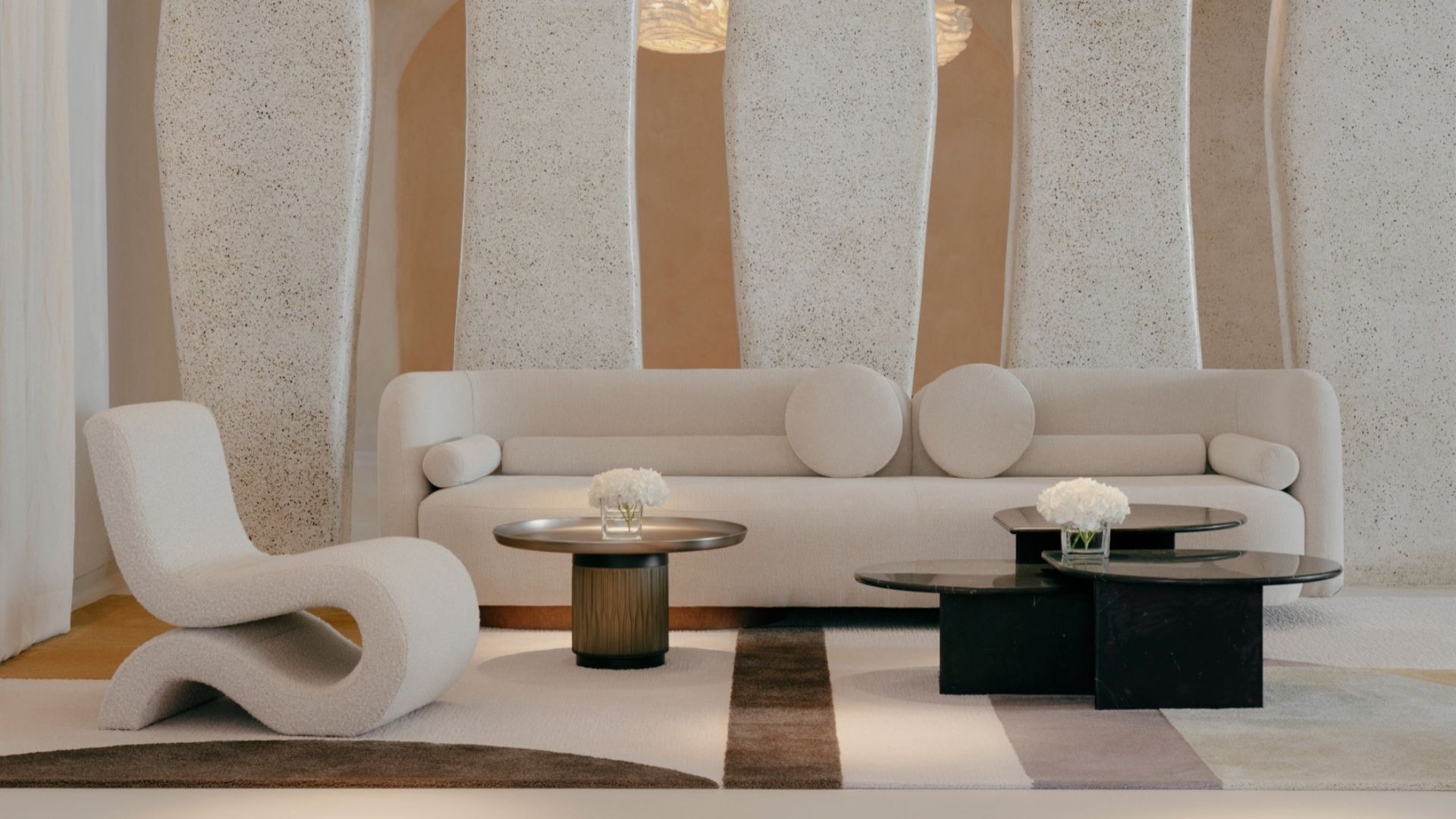 Mondrian Ibiza: designhotel boven Cala Llonga 1 Mondrian Ibiza boven de baai van Cala Llonga