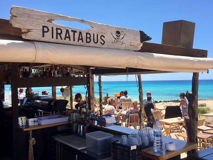 Piratabus Formentera, foto 2