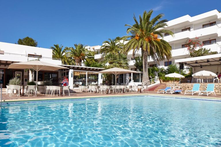 All-inclusive op Ibiza: de hotels met de hoogste cijfers 12 San Miguel Park & Esmeralda Mar op Ibiza