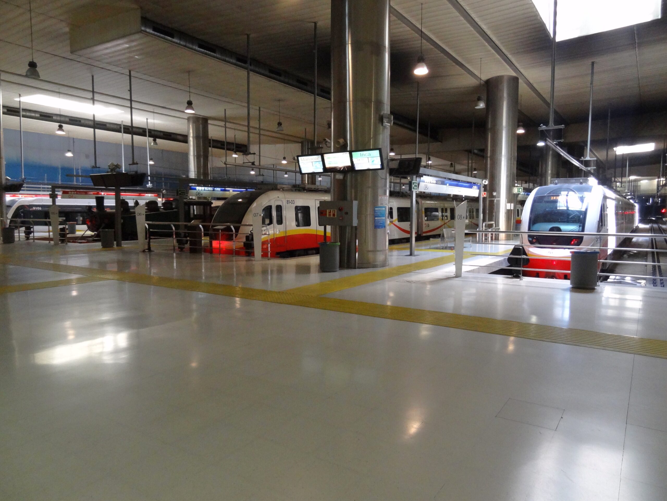 Estació Intermodal bij de Plaça d'Espanya in Palma de Mallorca