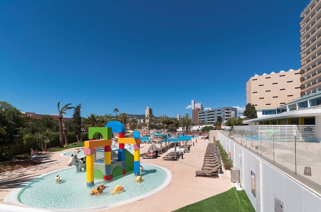 Sol Barbados: glijbanen net buiten Magaluf 3 Sol Barbados op Mallorca