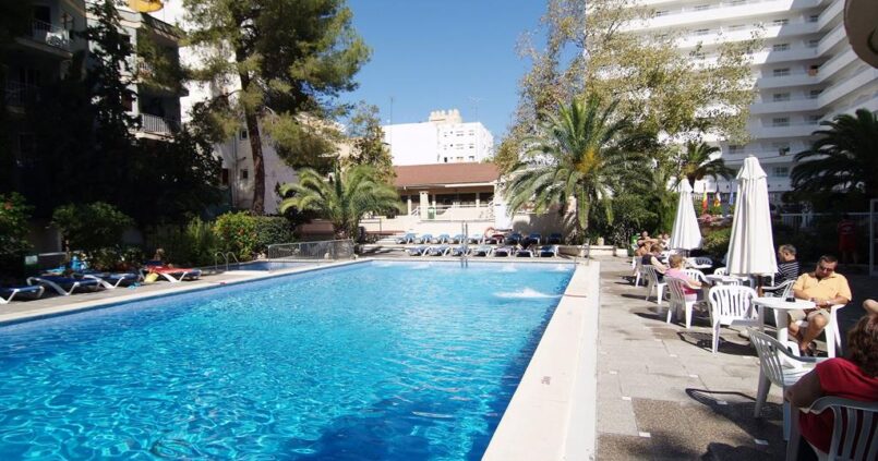 tent Arenal op Mallorca