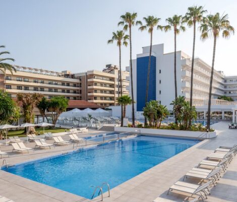 TUI SUNEO Santa Ponsa op Mallorca
