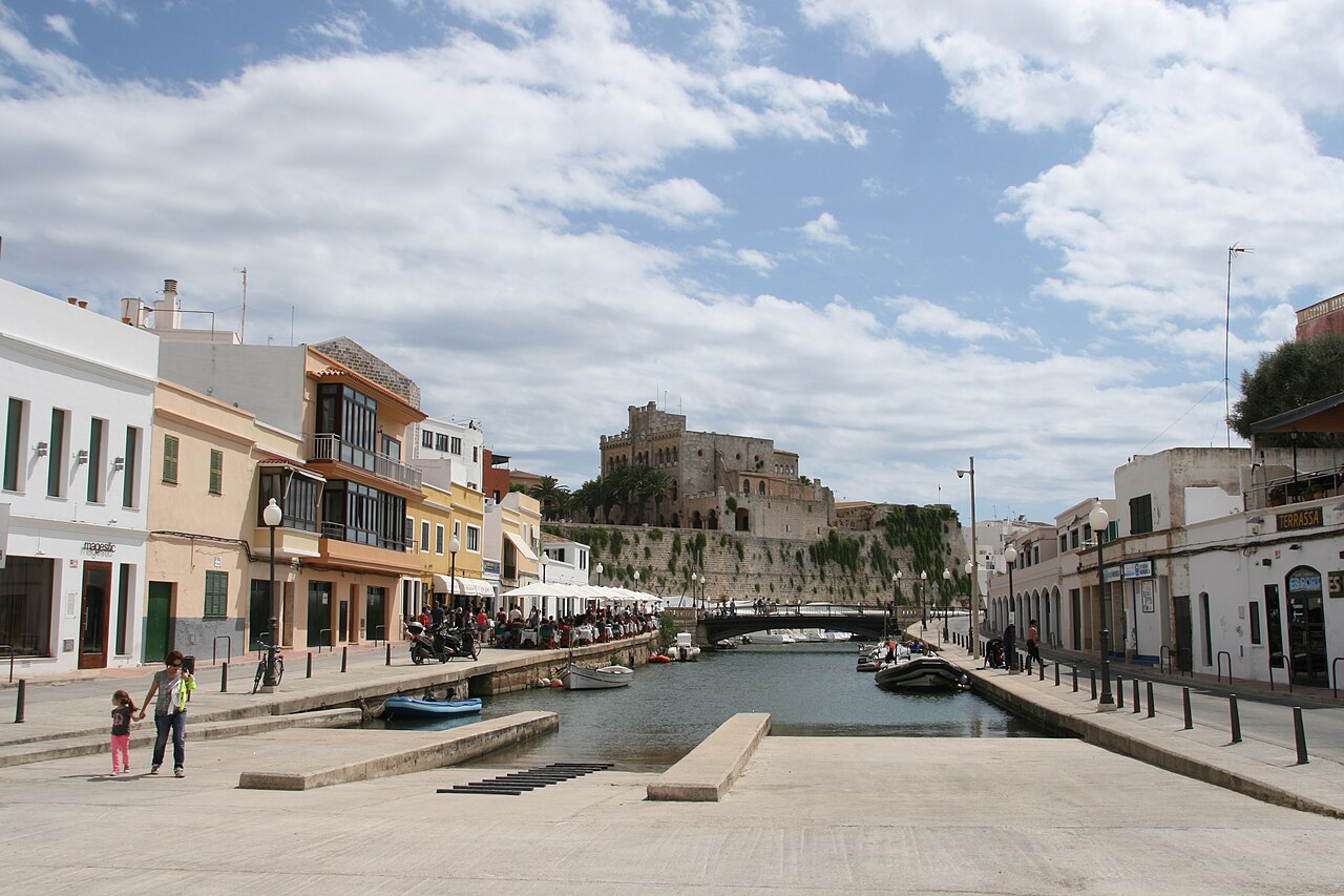 Uitgaan in Ciutadella Menorca, foto 2