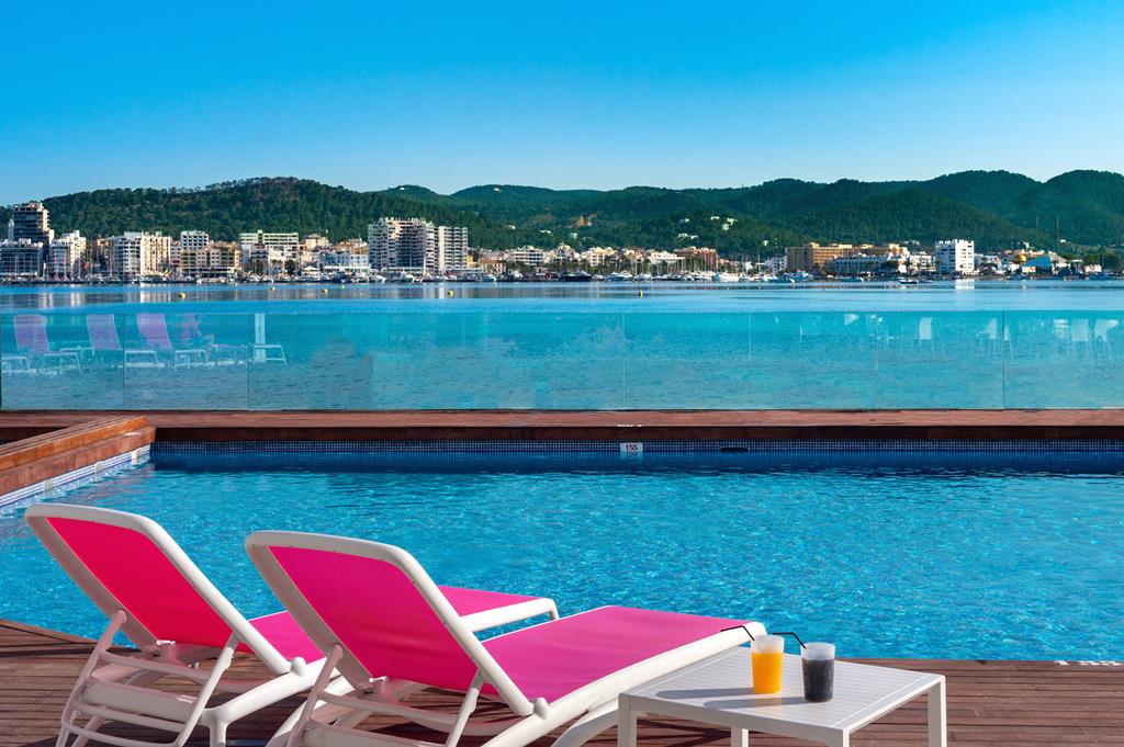 Vibra San Remo op Ibiza