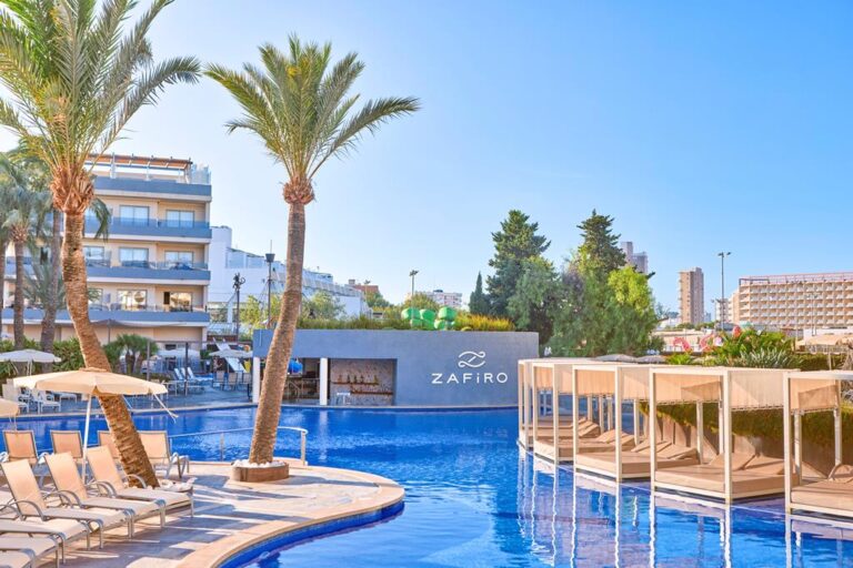 All-inclusive op Mallorca: de hotels met de hoogste cijfers 4 Zafiro Palmanova op Mallorca